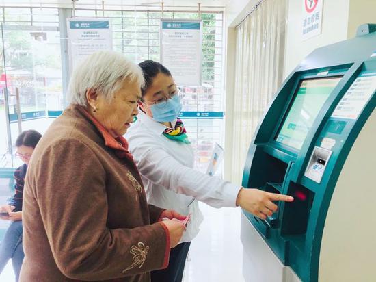 西充县公司 贴心服务打造卓越用电体验，网络咨询服务再升级